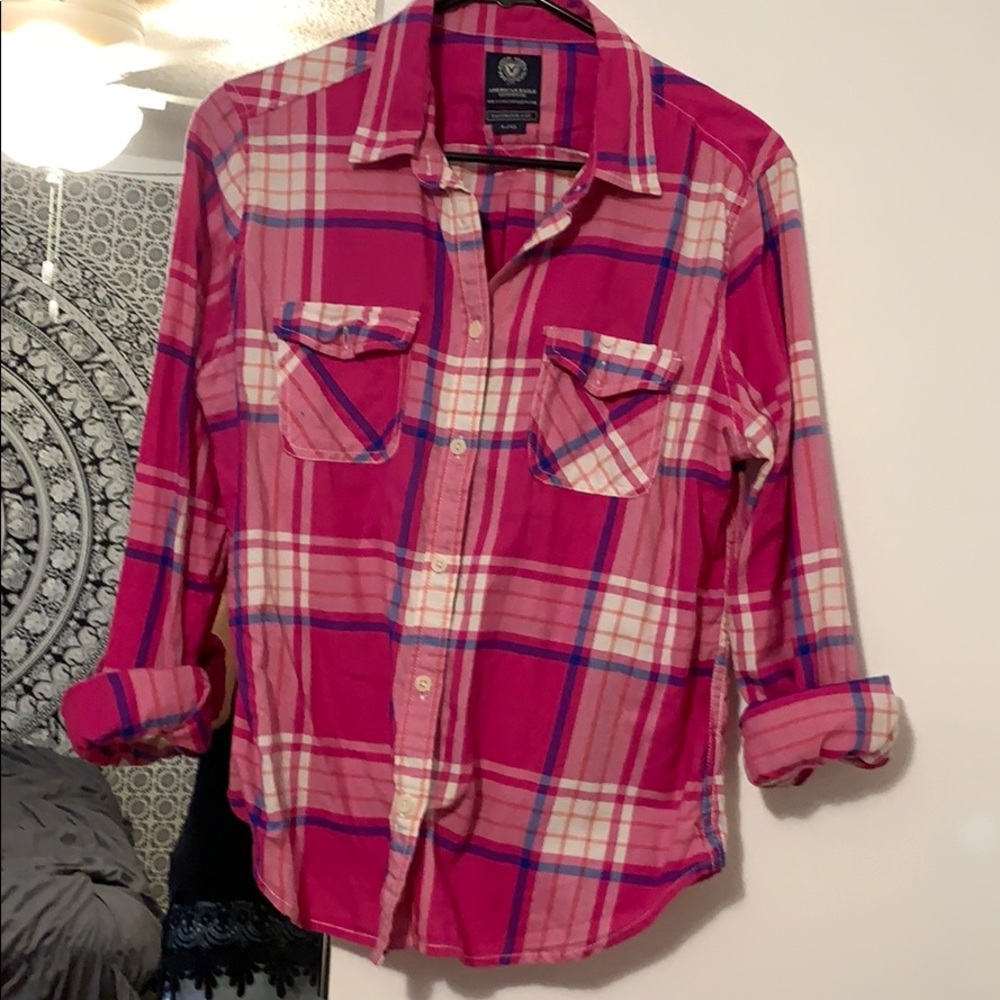 Pink plaid shirt from American Eagle size large
